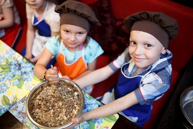 Детские кулинарные мастер-классы в суши-баре «Хаси-Хаус». Рестораны Тюмени